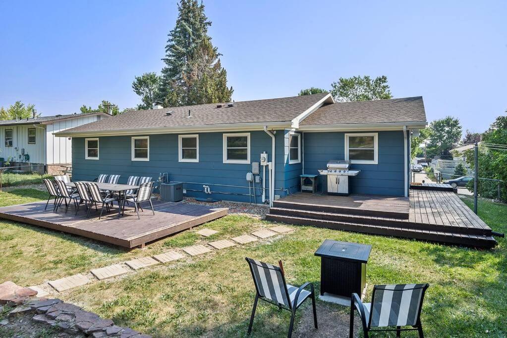 Roomy 5 Bed 3 Bath Fire Place Large Outdoor Space Rapid City Eksteriør billede