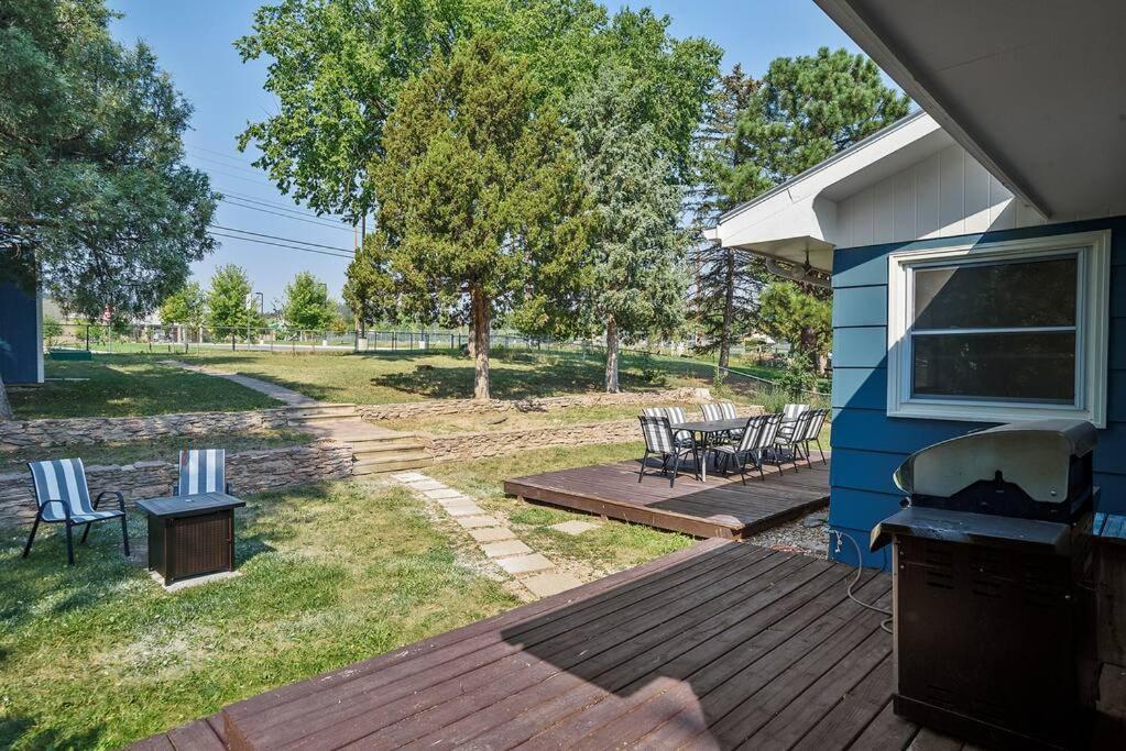 Roomy 5 Bed 3 Bath Fire Place Large Outdoor Space Rapid City Eksteriør billede